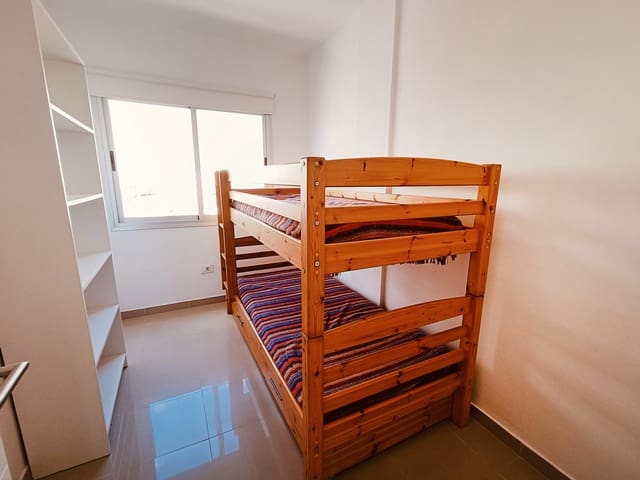 2 sovrum Lägenhet till salu i Las Galletas, Arona med pool - 180 000 € (Ref: 8873949)