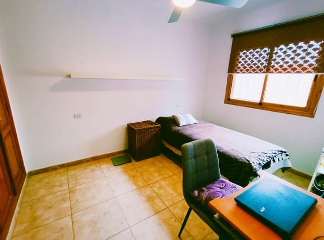 2 sovrum Lägenhet till salu i Golf del Sur, San Miguel de Abona med pool - 285 000 € (Ref: 8917785)