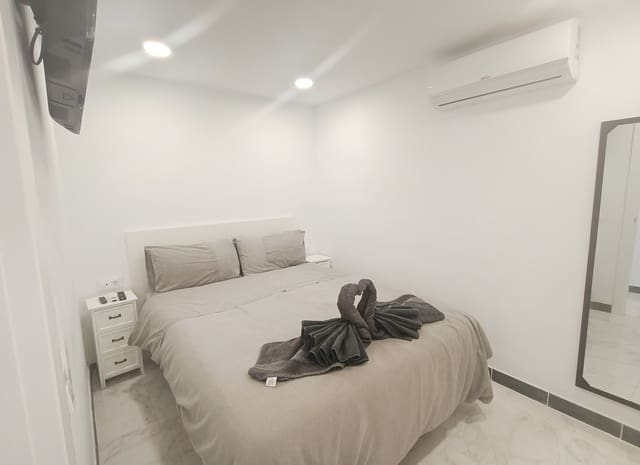 Studio te koop in Playa Fañabe, Adeje met zwembad - € 320.000 (Ref: 9100530)