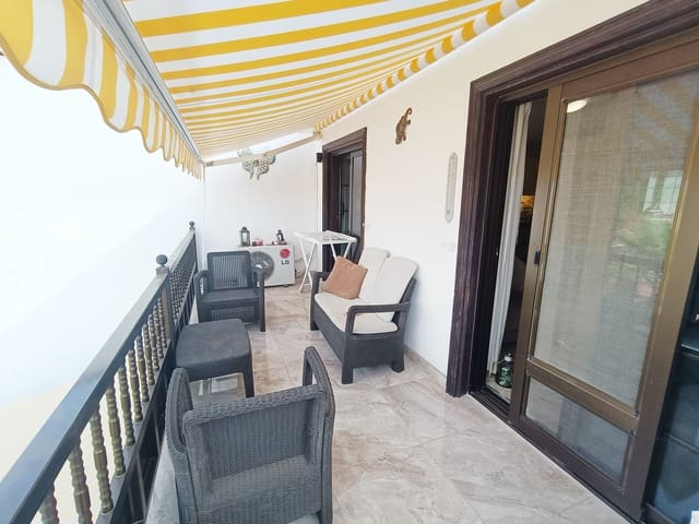 2 slaapkamer Appartement te koop in Amarilla Golf, San Miguel de Abona met zwembad - € 260.000 (Ref: 9113951)