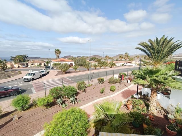 2 slaapkamer Appartement te koop in Amarilla Golf, San Miguel de Abona met zwembad - € 260.000 (Ref: 9113951)