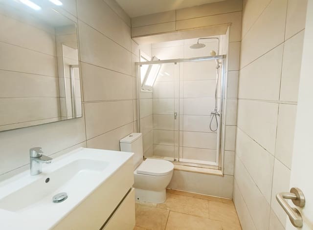 3 slaapkamer Halfvrijstaande villa te koop in El Madroñal, Adeje met zwembad garage - € 820.000 (Ref: 9197548)