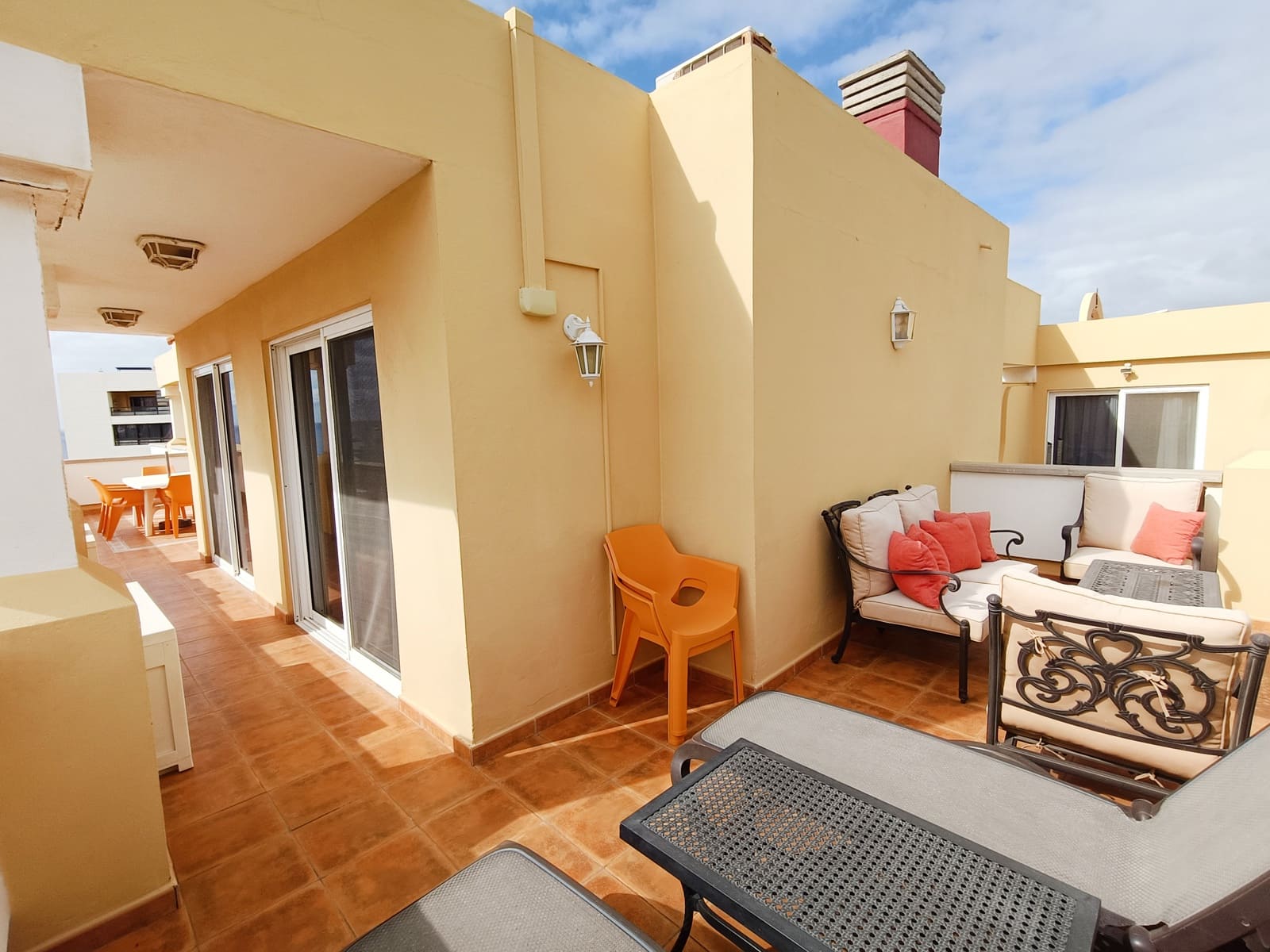 Ático de 3 habitaciones en Golf del Sur en venta con piscina - 395.000 € (Ref: 9200315)