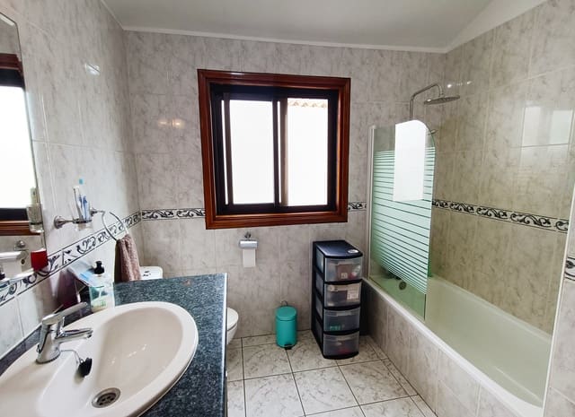 2 makuuhuone Huoneisto myytävänä paikassa Amarilla Golf, San Miguel de Abona mukana uima-altaan - 257 500 € (Ref: 9321585)