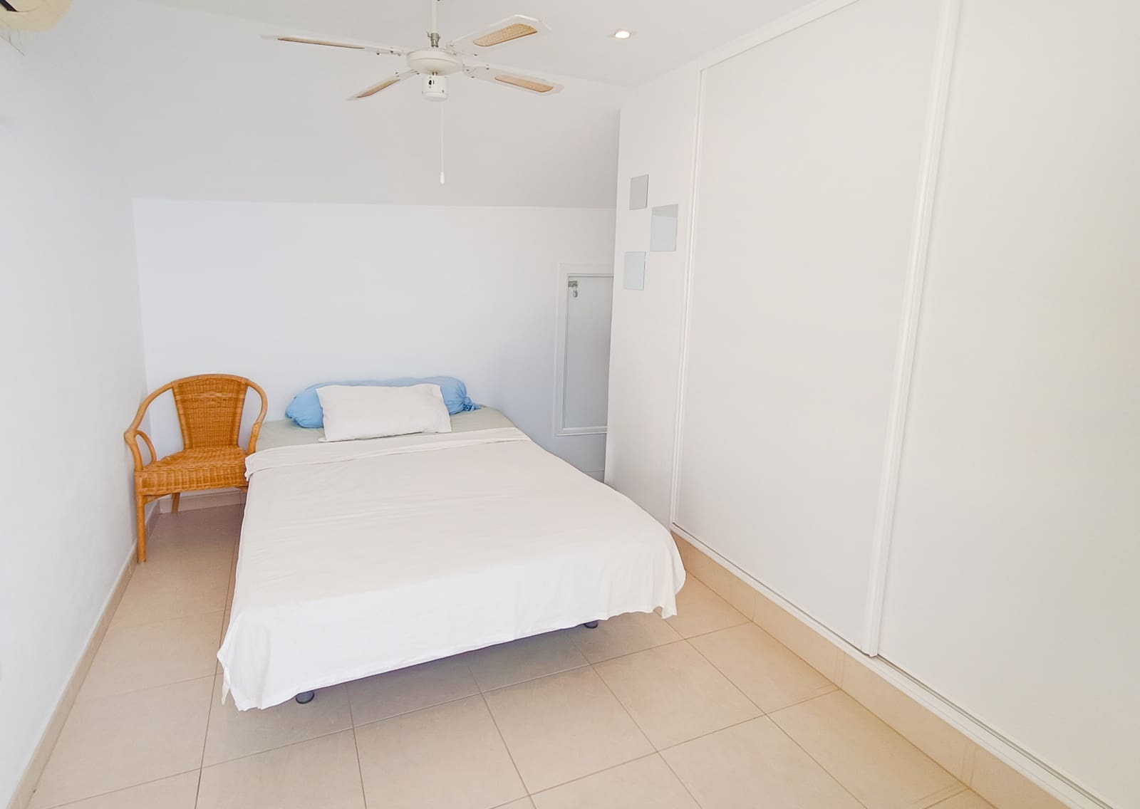 Apartamento de 4 habitaciones en Golf del Sur en venta con piscina - 330.000 € (Ref: 9355446)