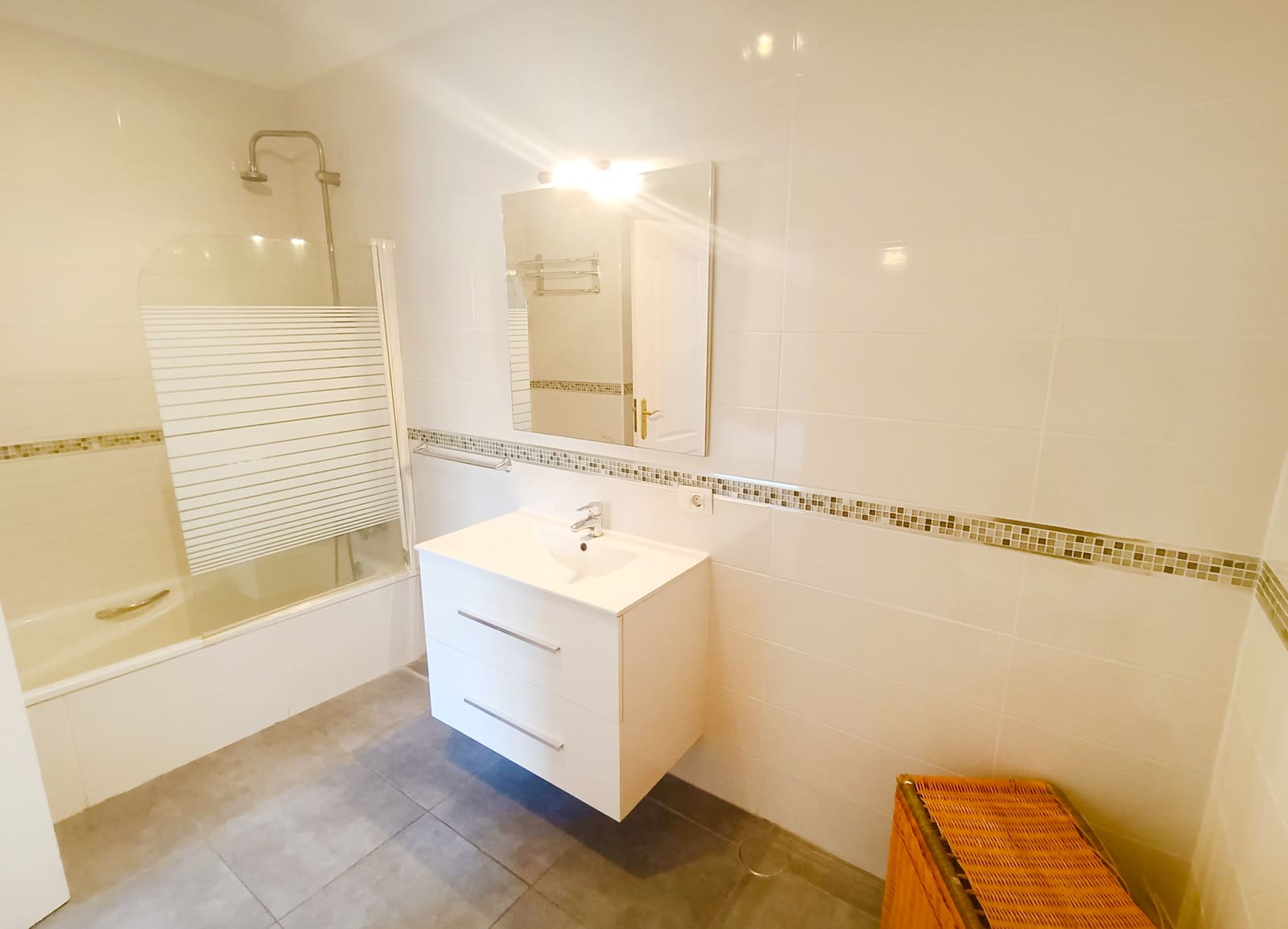 Apartamento de 4 habitaciones en Golf del Sur en venta con piscina - 330.000 € (Ref: 9355446)