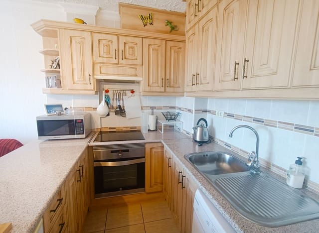 1 sovrum Lägenhet till salu i Golf del Sur, San Miguel de Abona med pool - 240 000 € (Ref: 9398142)