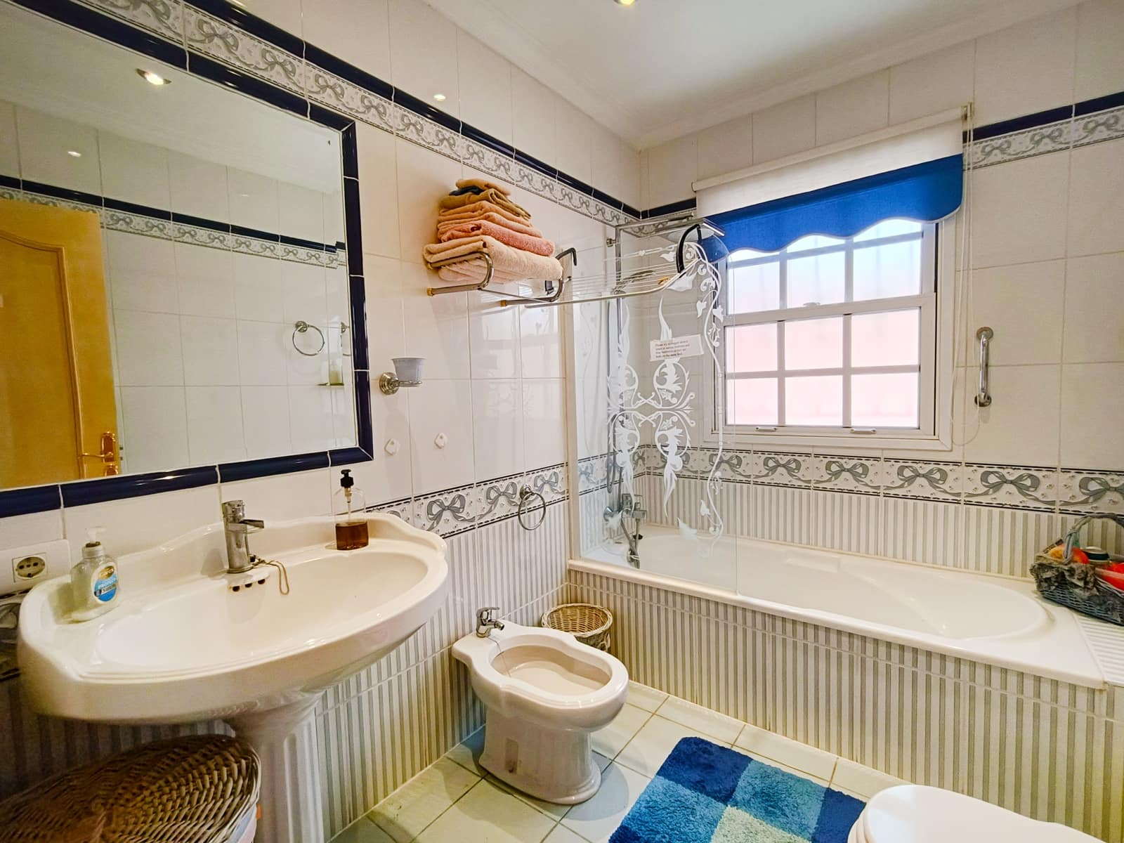 4 bedroom Villa for sale in Callao Salvaje with pool - € 1,100,000 (Ref: 9413557)