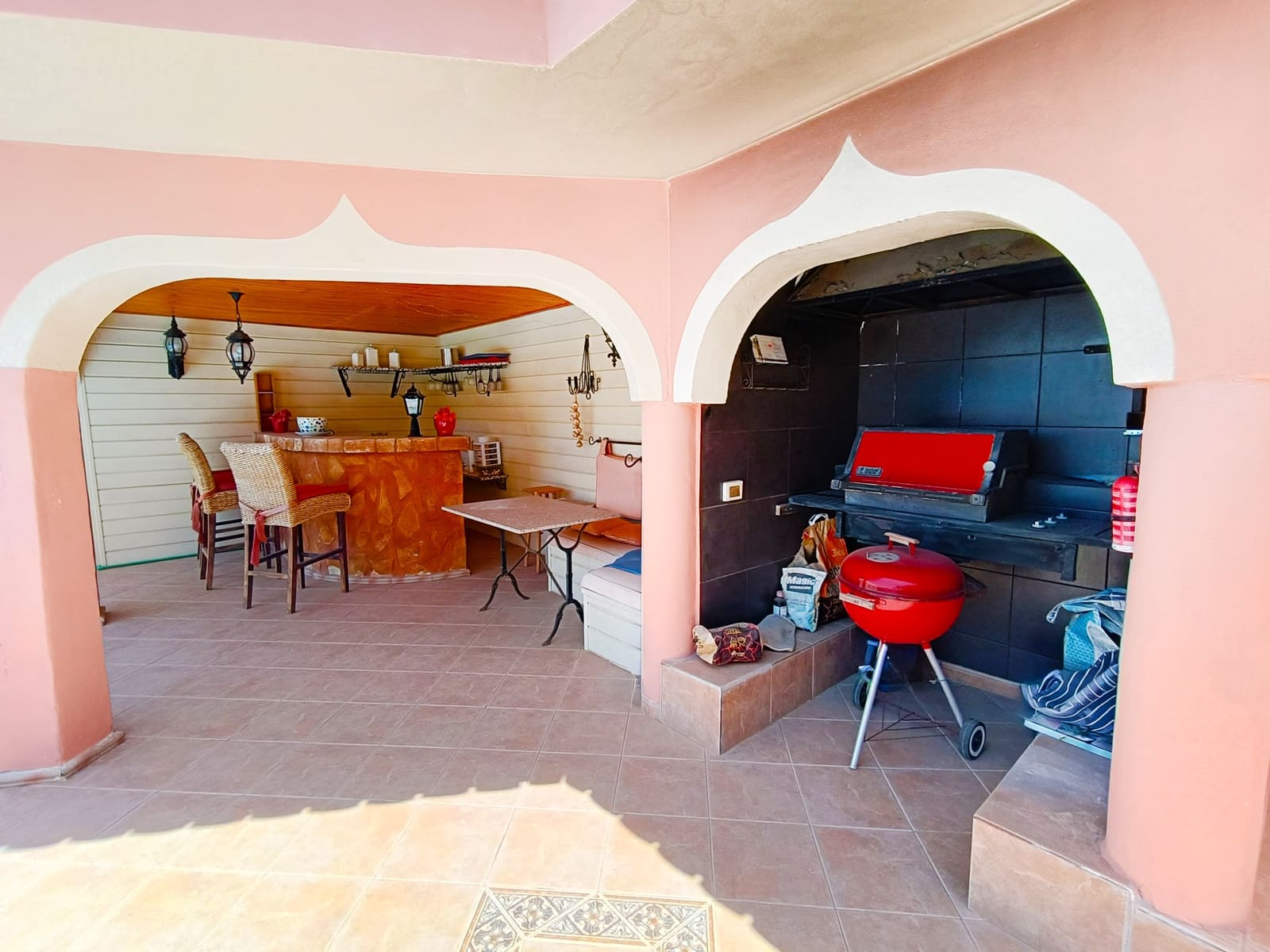 4 bedroom Villa for sale in Callao Salvaje with pool - € 1,100,000 (Ref: 9413557)