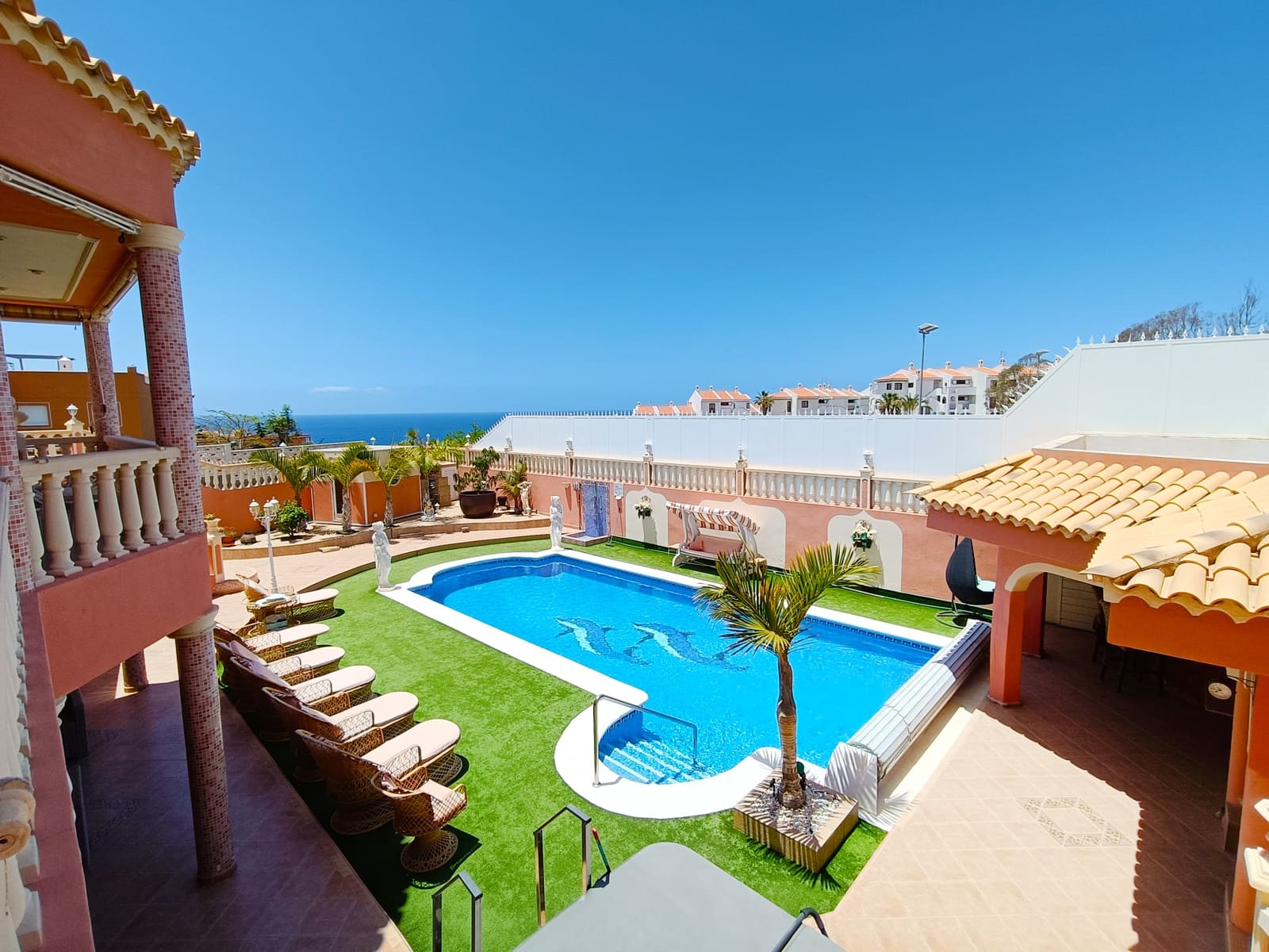 4 bedroom Villa for sale in Callao Salvaje with pool - € 1,100,000 (Ref: 9413557)