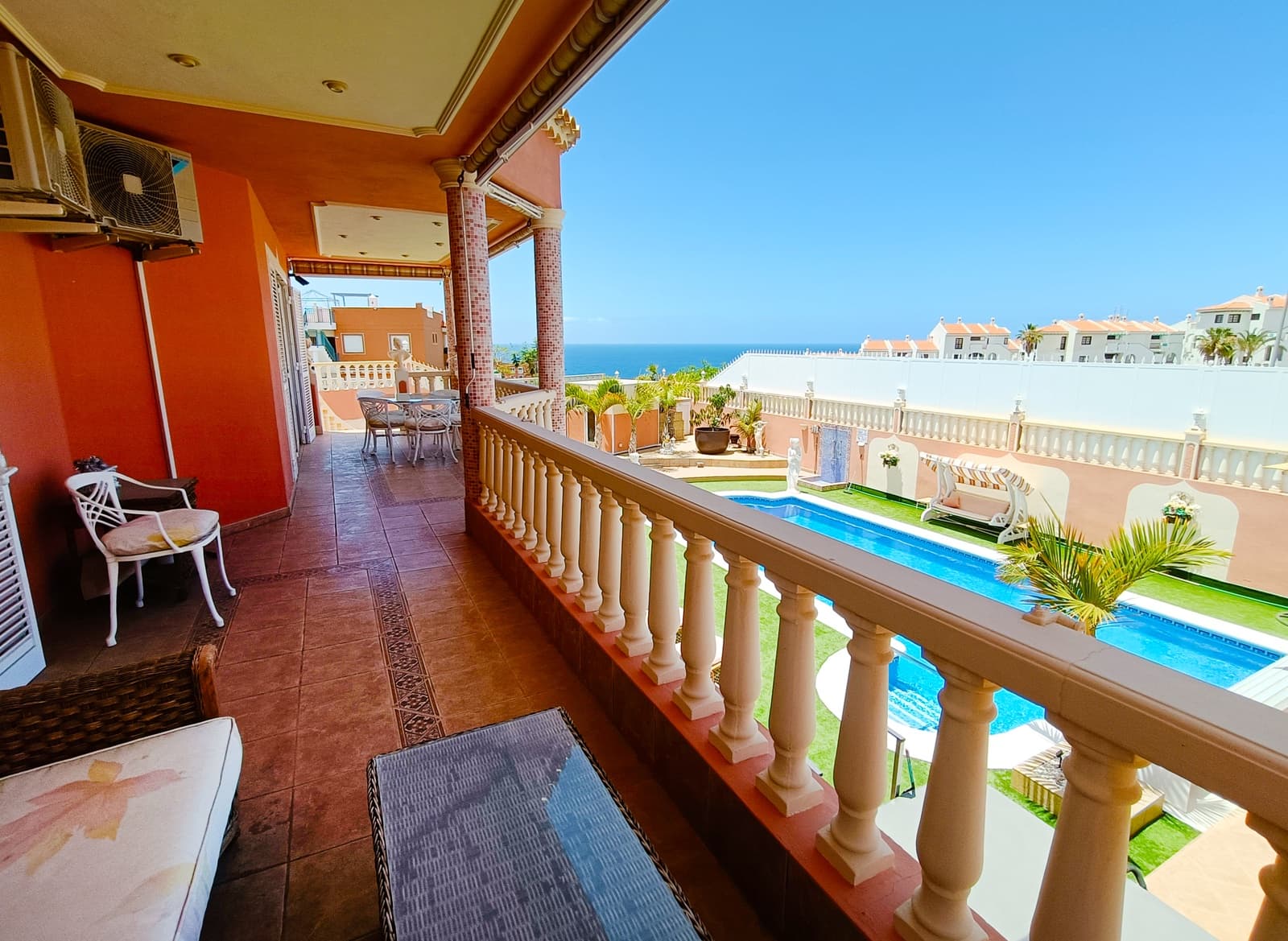 4 bedroom Villa for sale in Callao Salvaje with pool - € 1,100,000 (Ref: 9413557)