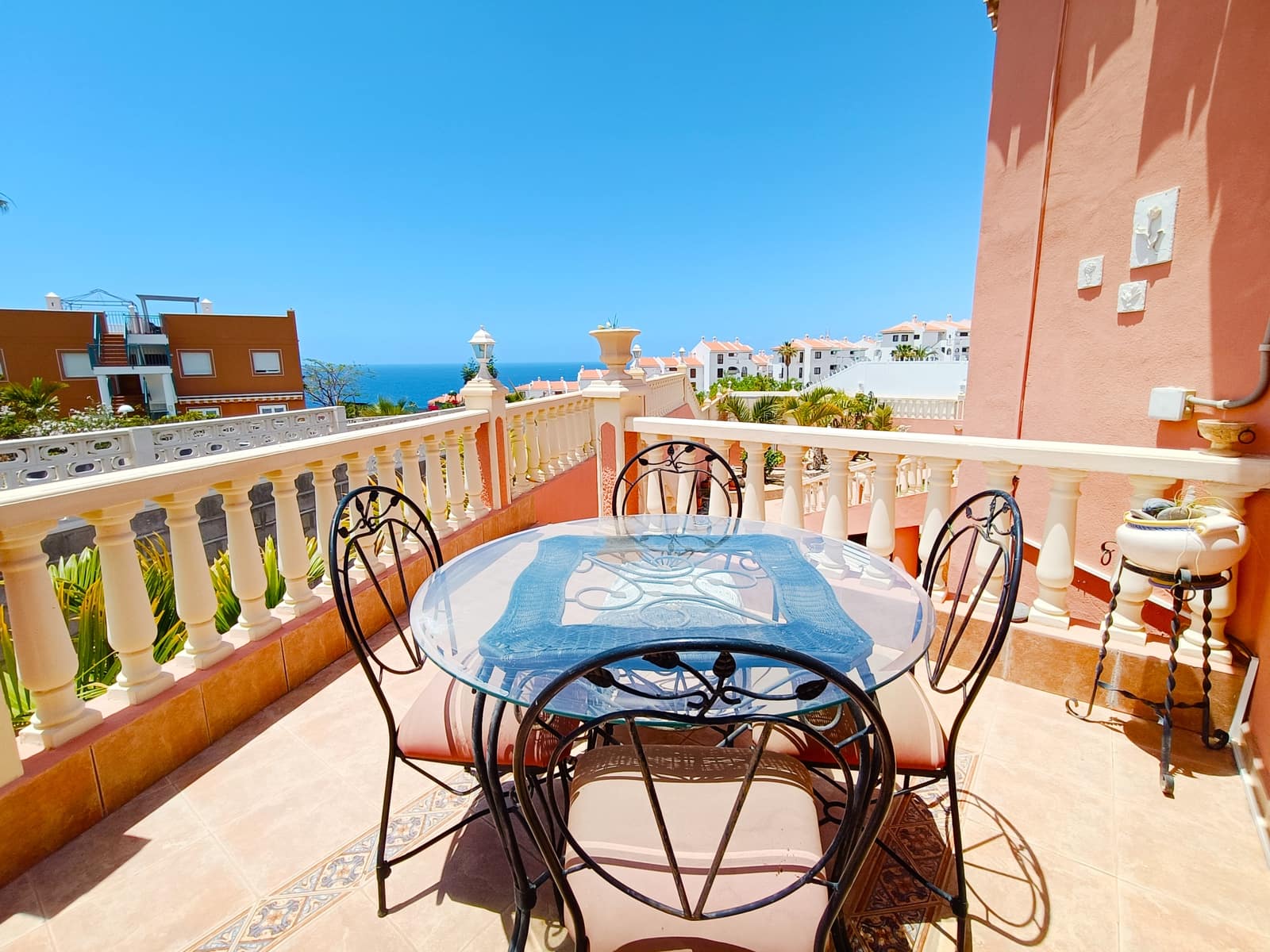 4 bedroom Villa for sale in Callao Salvaje with pool - € 1,100,000 (Ref: 9413557)