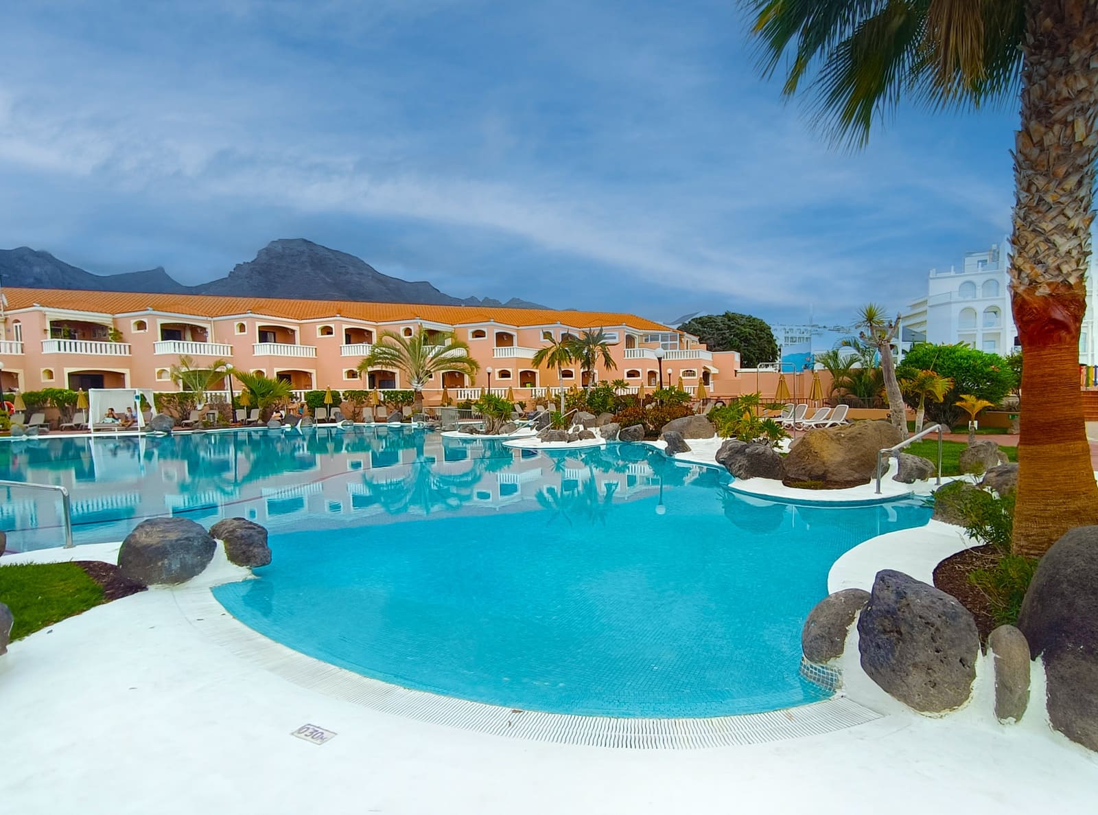 Studio te koop in Costa Adeje met zwembad - € 259.500 (Ref: 9432956)