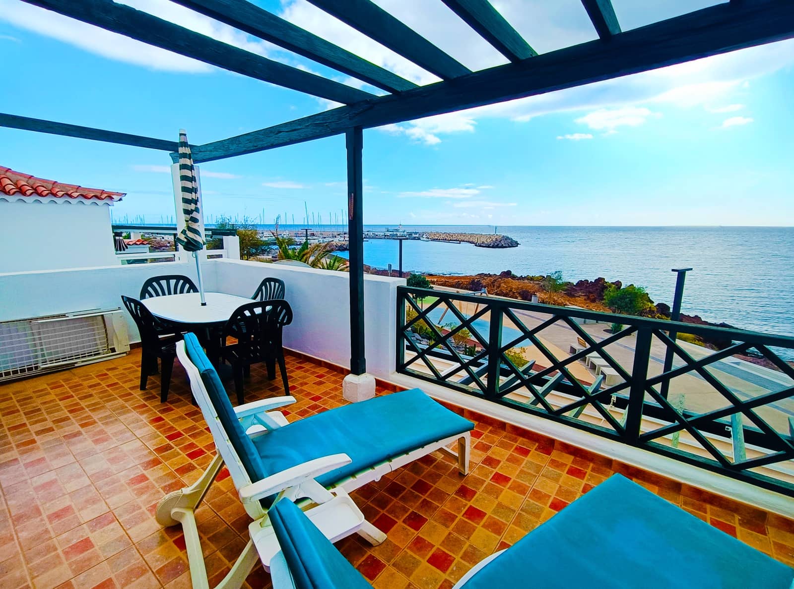 2 bedroom Apartment for sale in Amarilla Golf with pool - € 385,000 (Ref: 9473735)