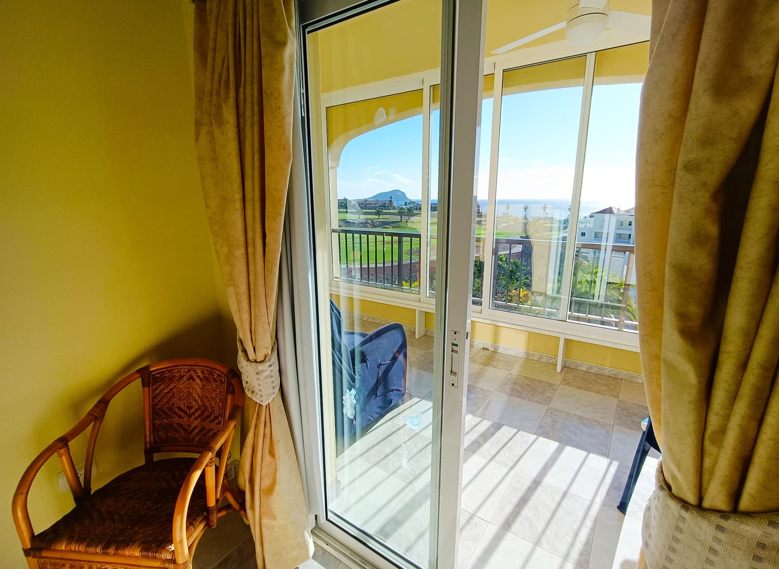 2 bedroom Apartment for sale in Golf del Sur with pool - € 370,000 (Ref: 9501807)