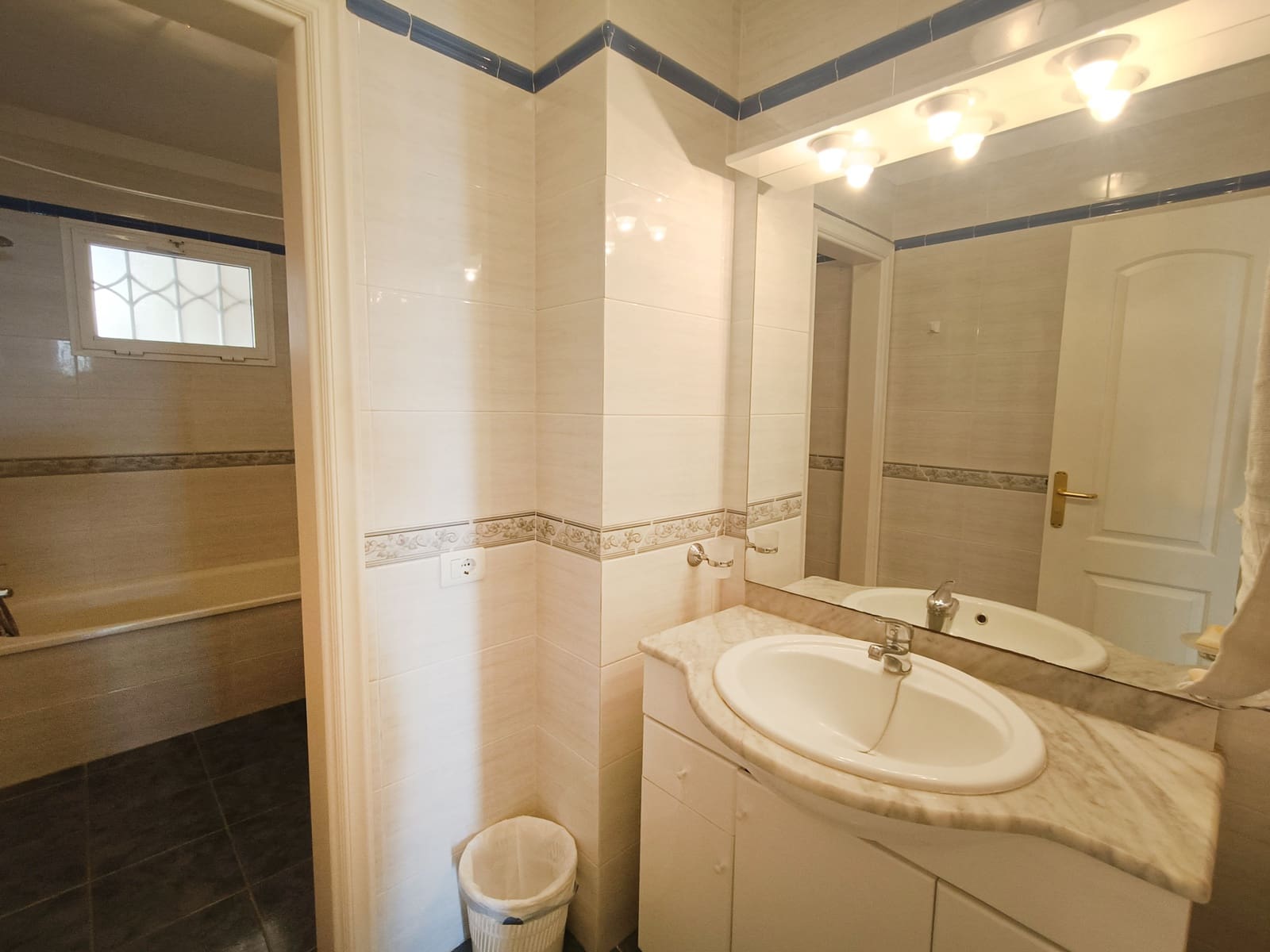 2 bedroom Apartment for sale in Golf del Sur with pool - € 370,000 (Ref: 9501807)