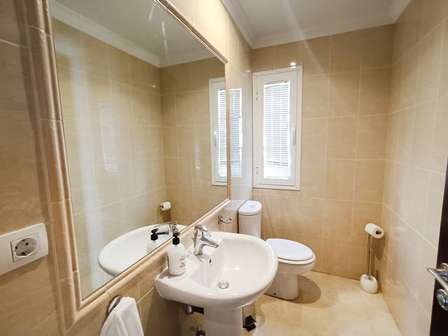 5 soverom Villa til salgs i Roque del Conde, Adeje med svømmebasseng - € 1 900 000 (Ref: 9618872)