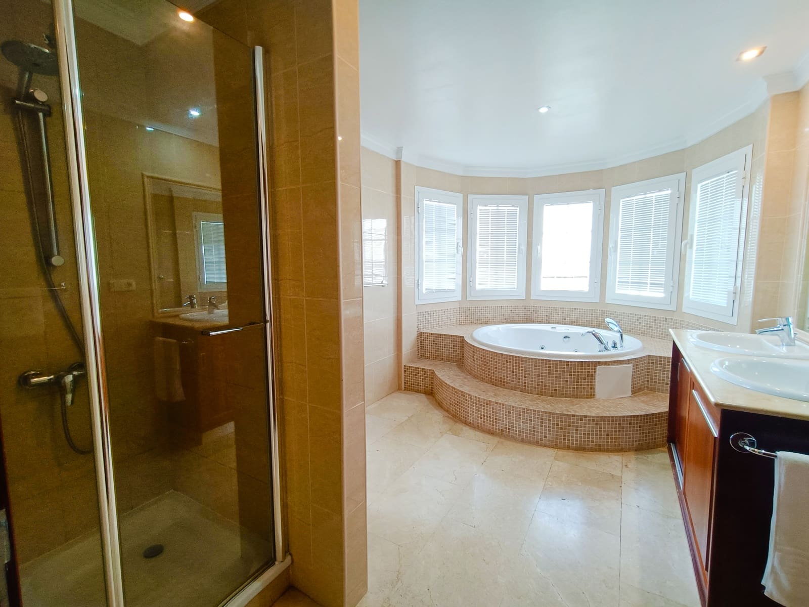 5 soverom Villa til salgs i Roque del Conde med svømmebasseng - € 1 900 000 (Ref: 9618872)