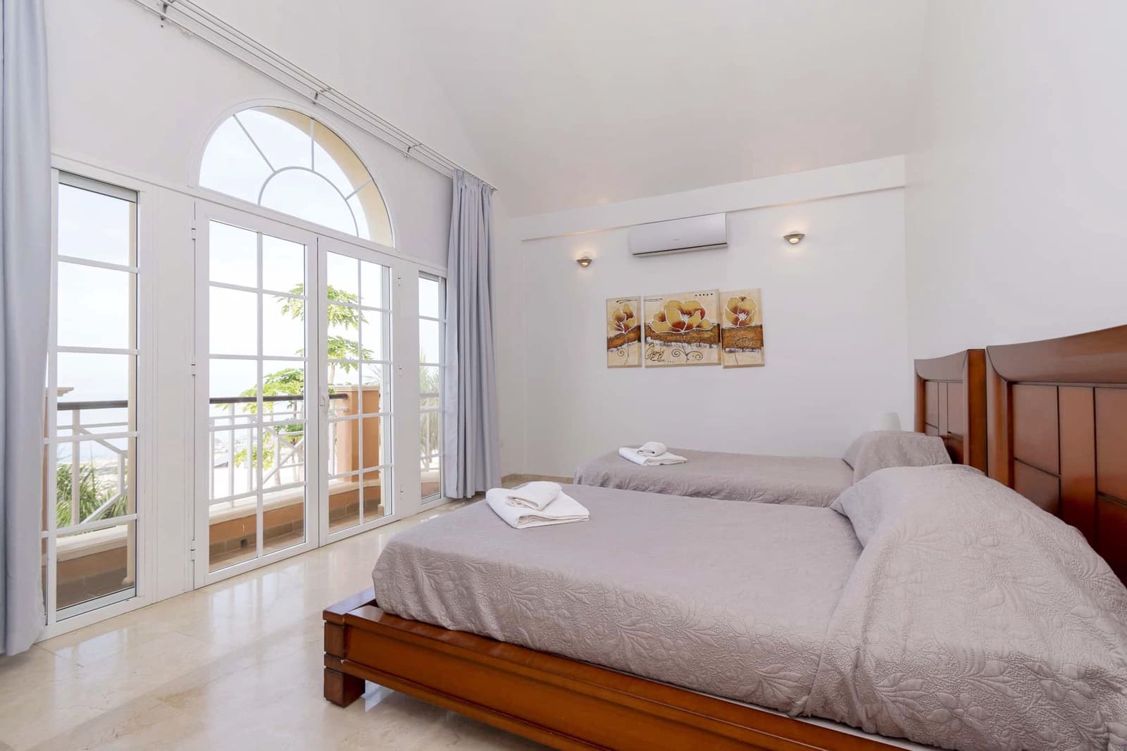 5 quarto Moradia para venda em Roque del Conde com piscina garagem - 1 900 000 € (Ref: 9618872)