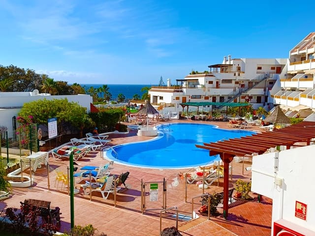 2 Zimmer Apartment zu verkaufen in San Eugenio Bajo, Adeje mit Pool - 359.500 € (Ref: 9643692)