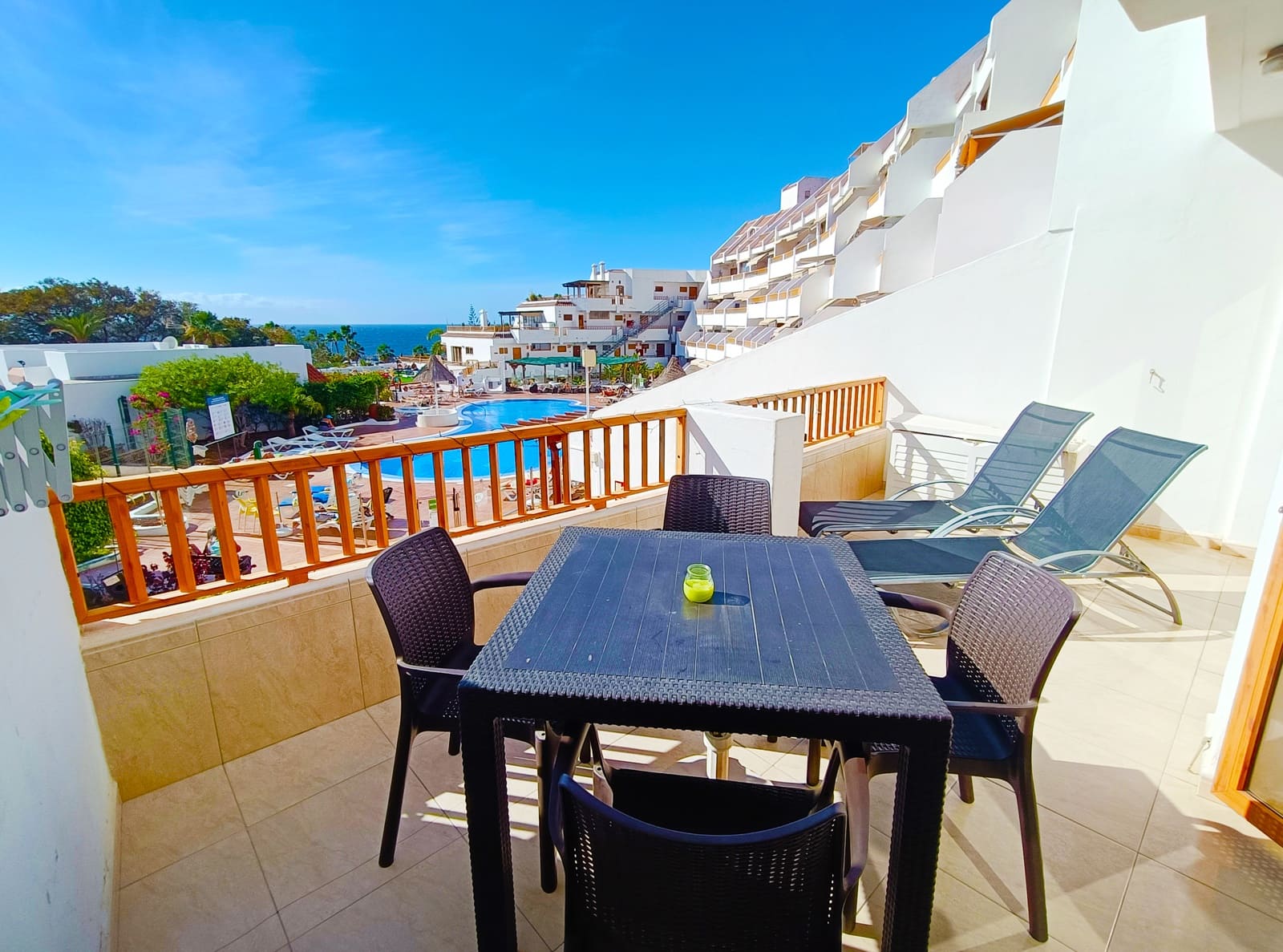 2 Zimmer Apartment zu verkaufen in Costa Adeje mit Pool - 359.500 € (Ref: 9643692)