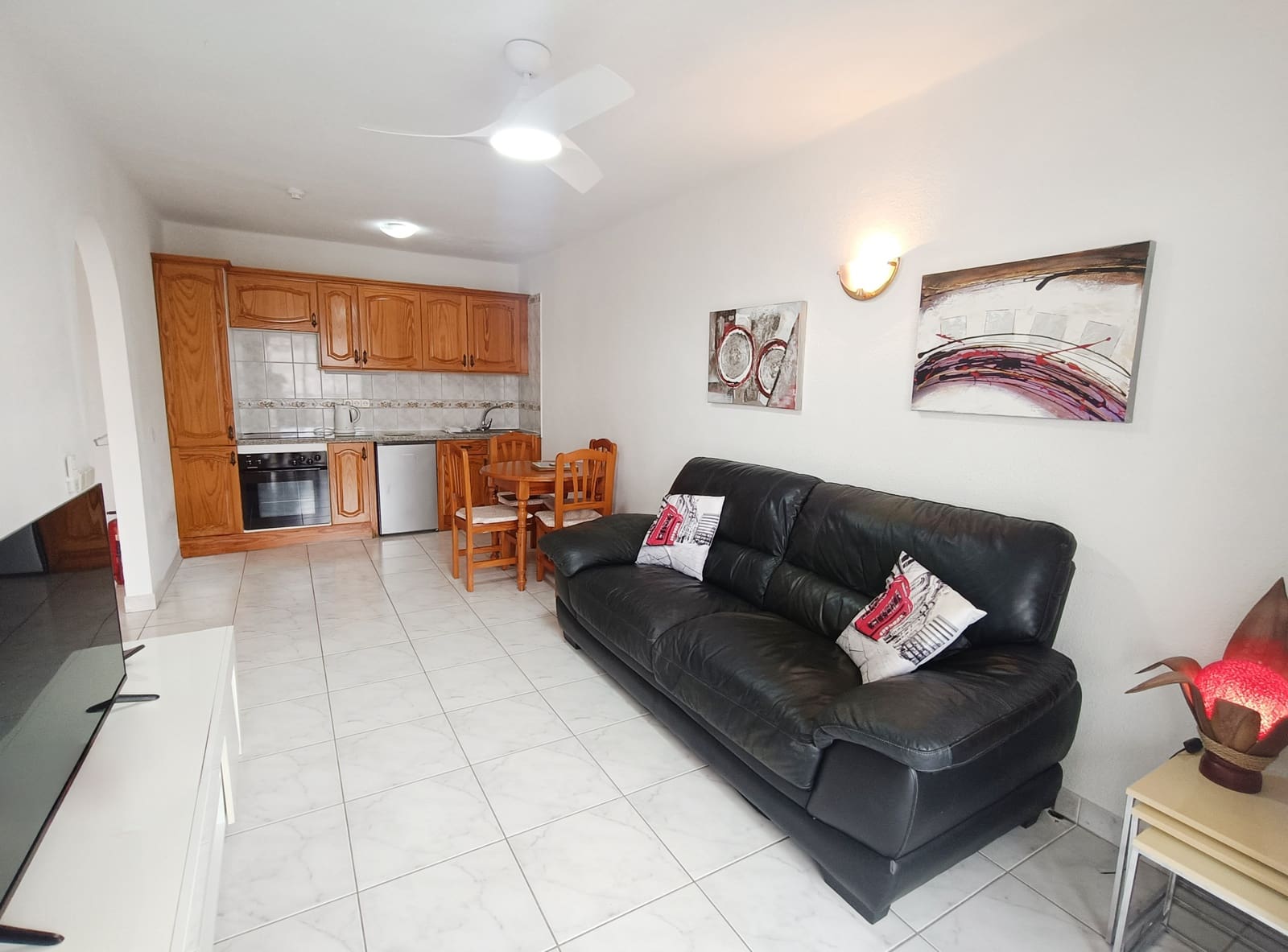 Apartamento de 1 habitación en Costa Adeje en venta con piscina - 289.000 € (Ref: 9665779)