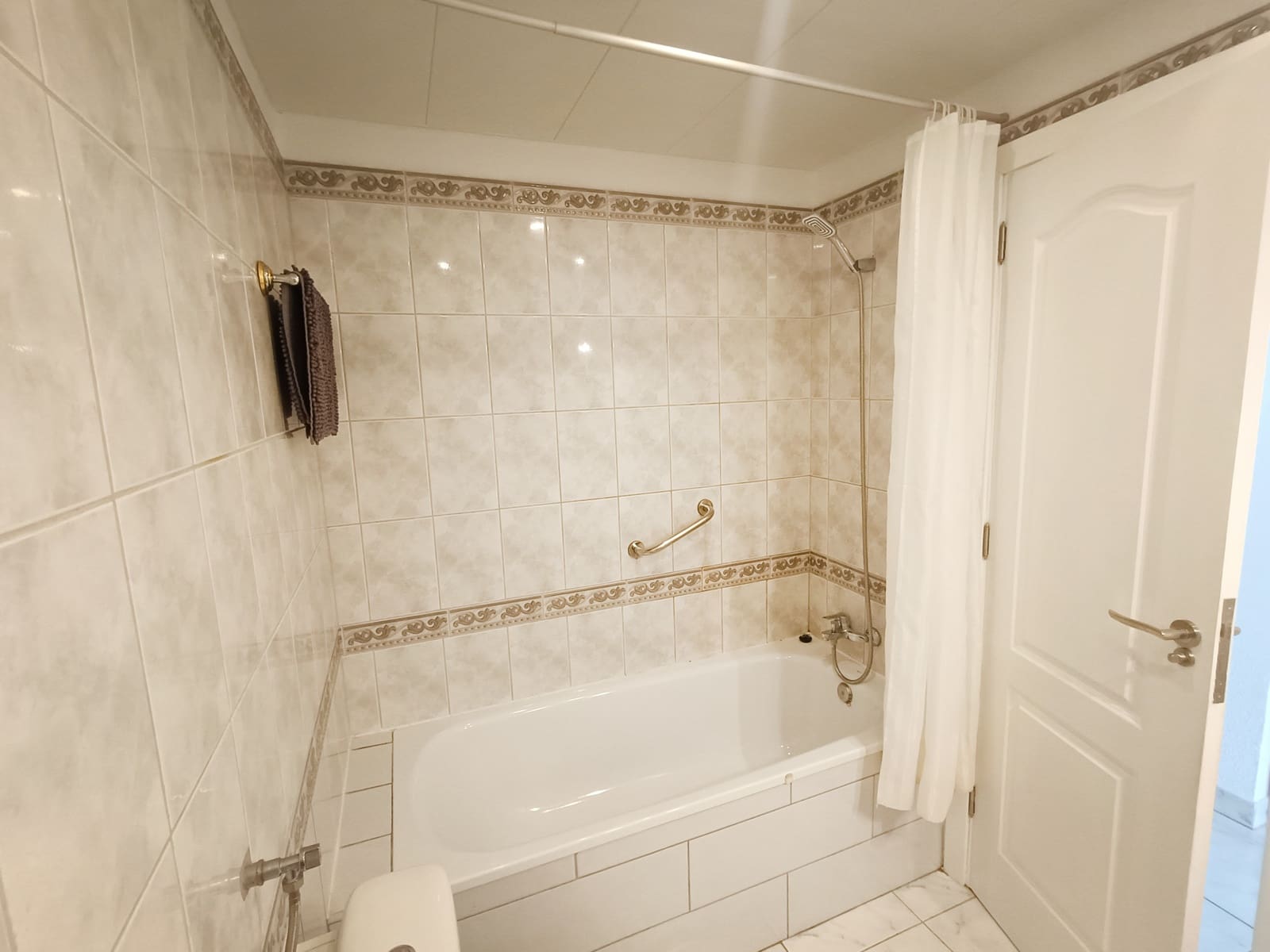 Apartamento de 1 habitación en Costa Adeje en venta con piscina - 289.000 € (Ref: 9665779)