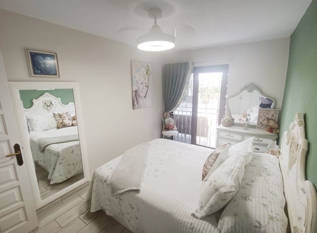 1 sypialnia Apartament na sprzedaż w Amarilla Golf, San Miguel de Abona z basenem - 235 000 € (Ref: 9669874)