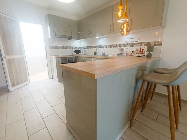 1 soveværelse Lejlighed til salg i Amarilla Golf, San Miguel de Abona med swimmingpool - € 225.000 (Ref: 9669874)