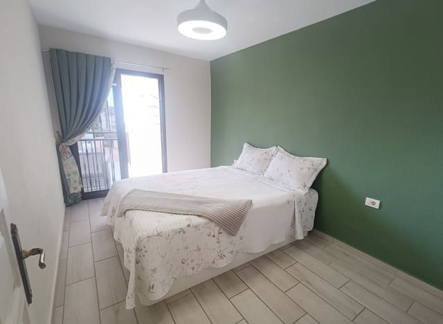 1 soveværelse Lejlighed til salg i Amarilla Golf, San Miguel de Abona med swimmingpool - € 225.000 (Ref: 9669874)