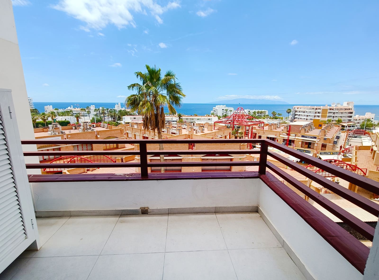 Apartamento de 3 habitaciones en Costa Adeje en venta con piscina garaje - 519.000 € (Ref: 9835969)
