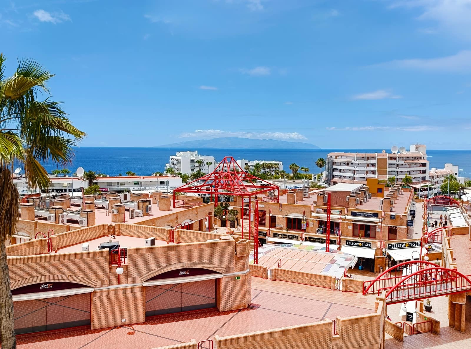 Apartamento de 3 habitaciones en Costa Adeje en venta con piscina garaje - 519.000 € (Ref: 9835969)