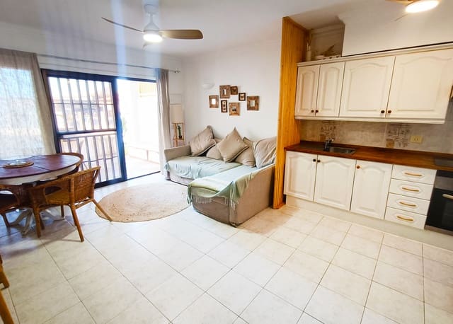 1 makuuhuone Huoneisto myytävänä paikassa Amarilla Golf, San Miguel de Abona mukana uima-altaan - 225 000 € (Ref: 9850920)