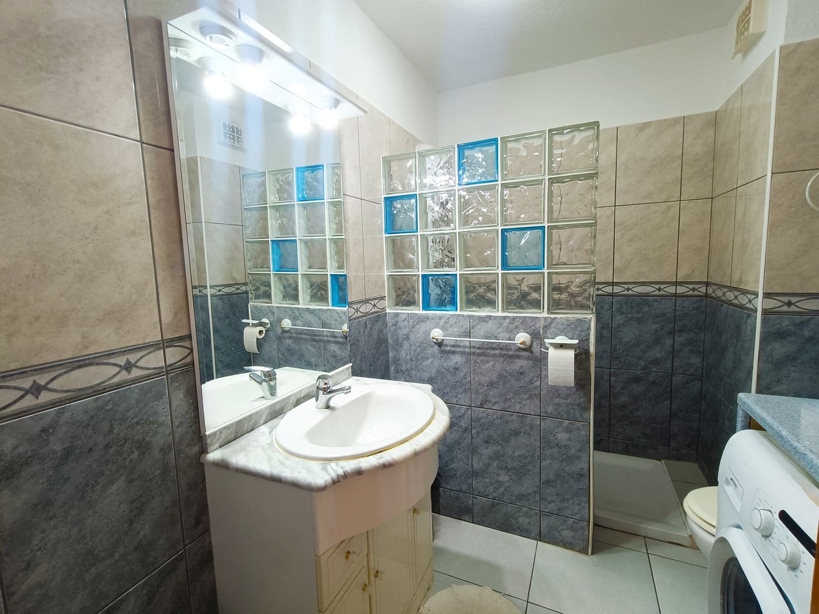 1 Zimmer Apartment zu verkaufen in Amarilla Golf mit Pool - 197.500 € (Ref: 9866680)