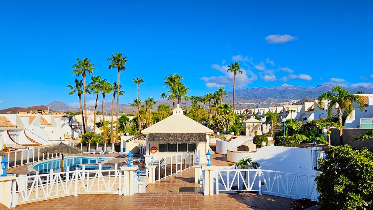 2 Zimmer Apartment zu verkaufen in Golf del Sur mit Pool - 328.000 € (Ref: 9868288)