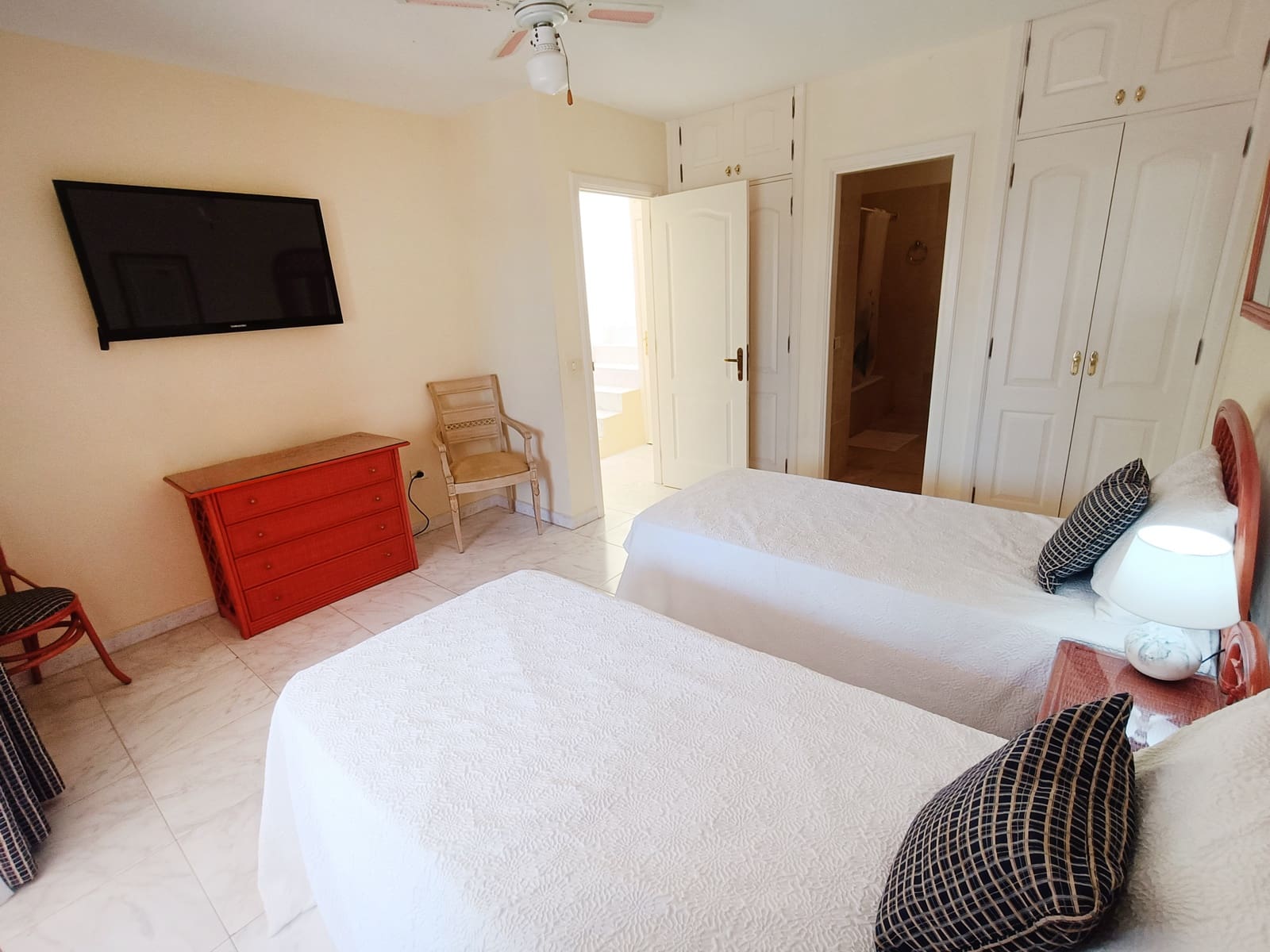 2 Zimmer Apartment zu verkaufen in Golf del Sur mit Pool - 335.000 € (Ref: 9873043)