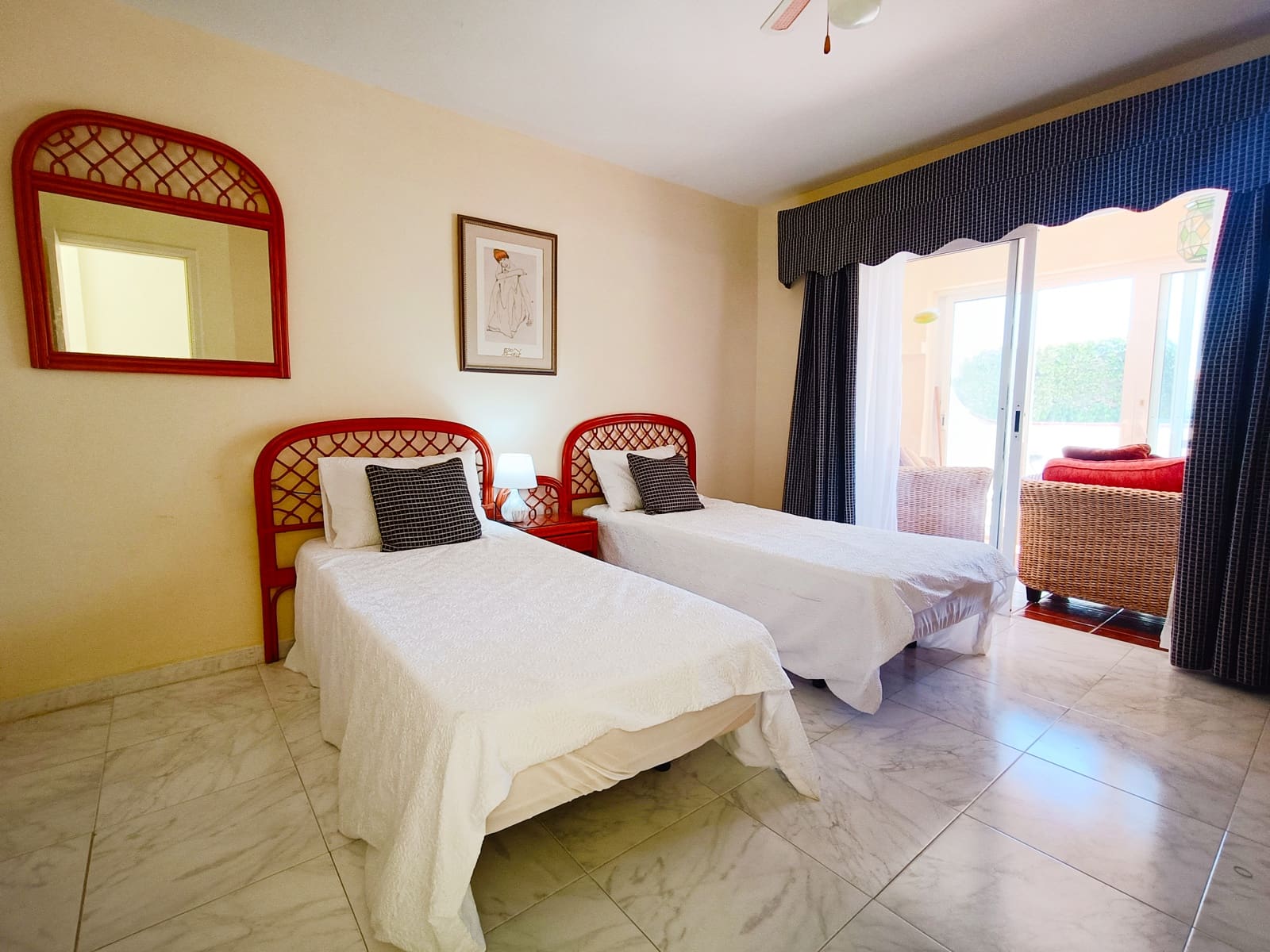 2 Zimmer Apartment zu verkaufen in Golf del Sur mit Pool - 335.000 € (Ref: 9873043)