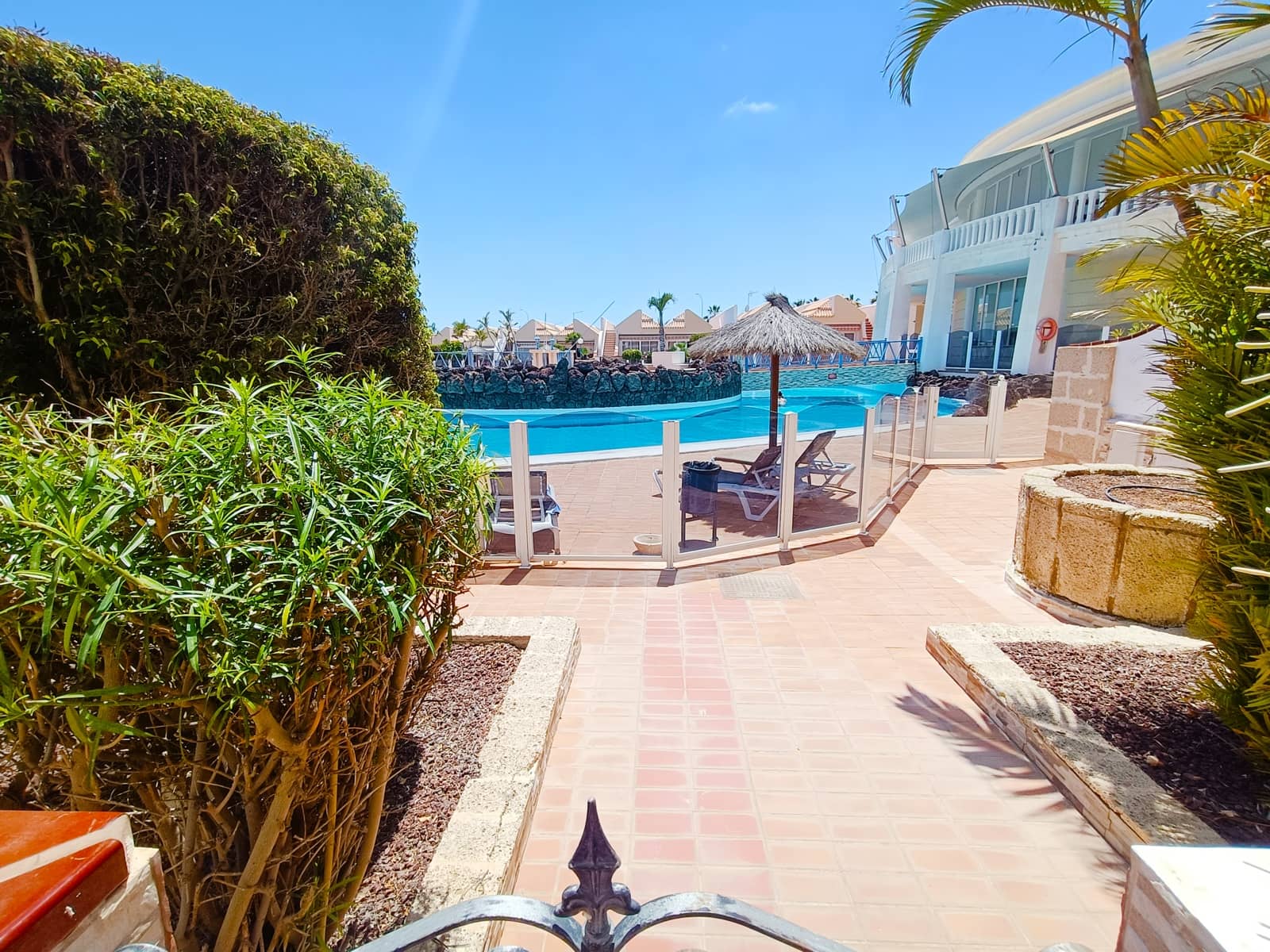 2 Zimmer Apartment zu verkaufen in Golf del Sur mit Pool - 335.000 € (Ref: 9873043)