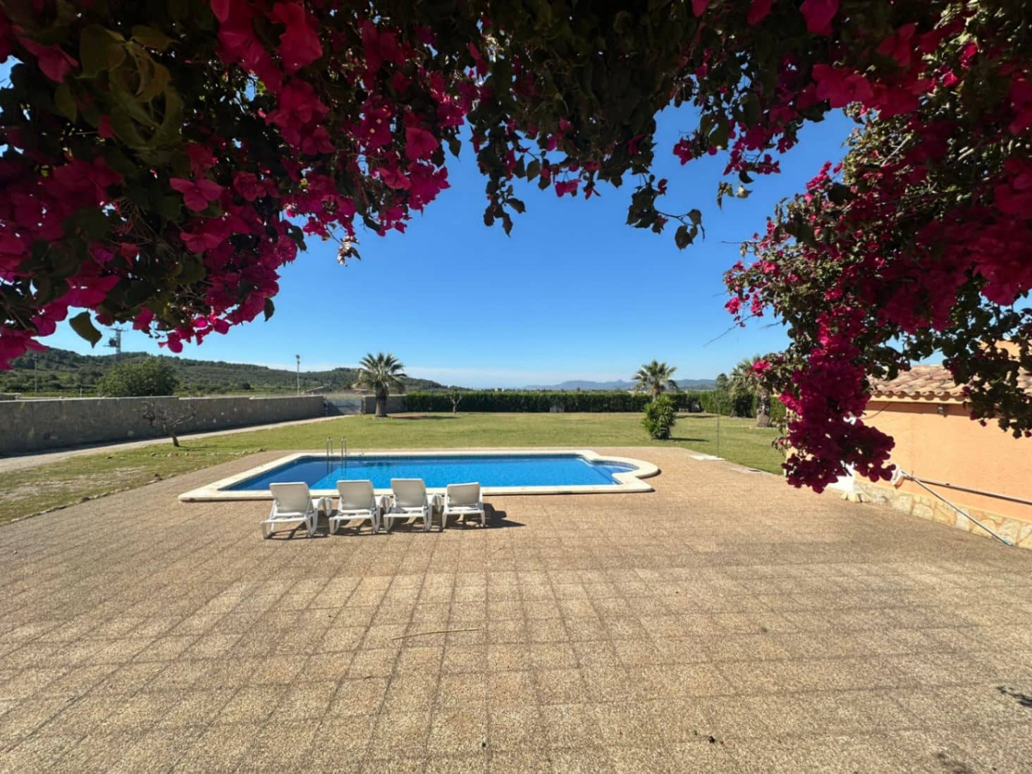 3 bedroom Villa for sale in Alcossebre with pool garage - € 590,000 (Ref: 3405569)