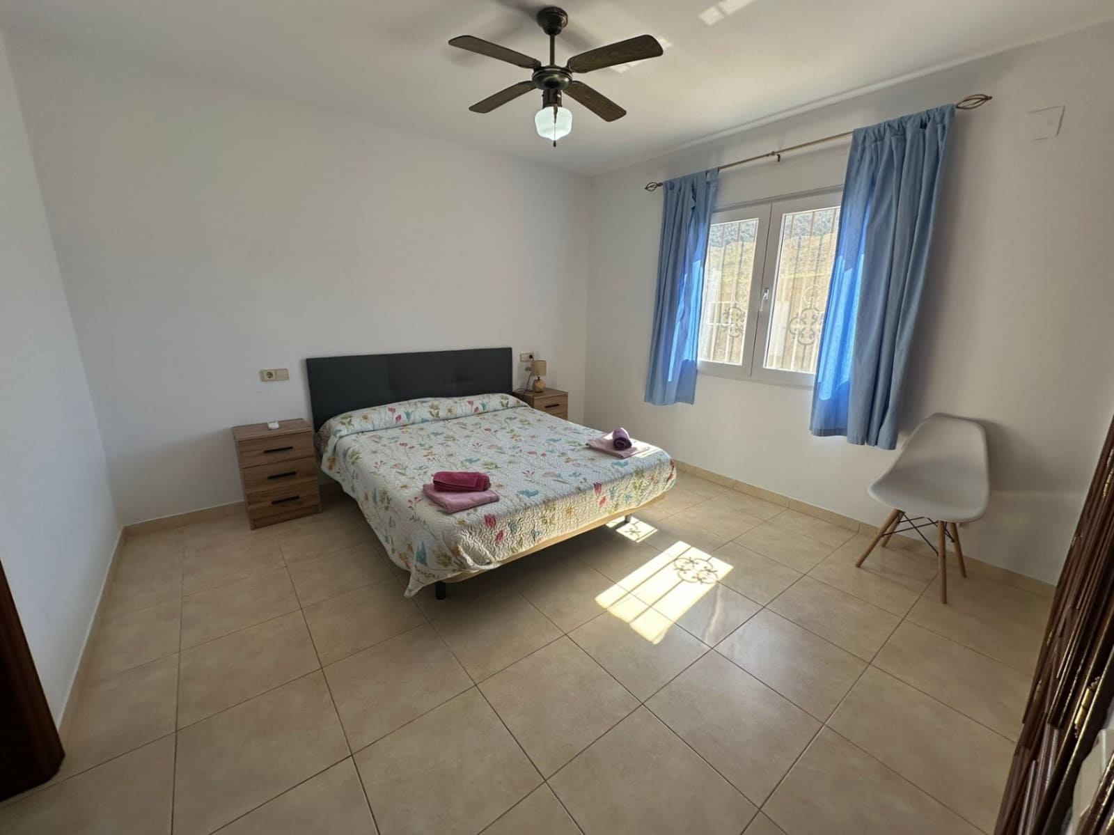 3 bedroom Villa for sale in Alcossebre with pool garage - € 590,000 (Ref: 3405569)