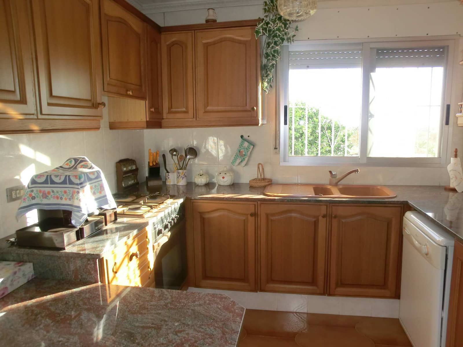 4 soveværelse Villa til salg i Alcossebre med swimmingpool garage - € 350.000 (Ref: 4924628)