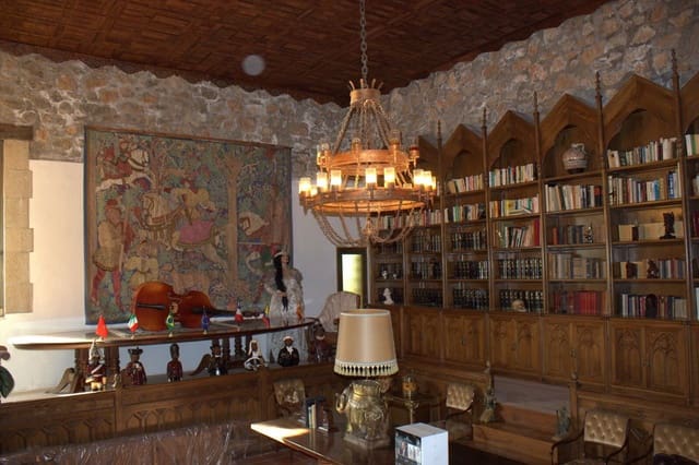 5 slaapkamer Villa te koop in Alcalá de Xivert met garage - € 2.000.000 (Ref: 6804365)