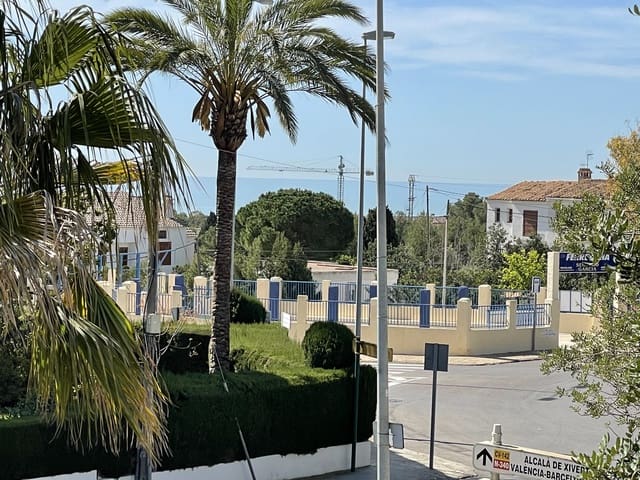 6 Zimmer Villa zu verkaufen in Alcossebre, Alcalá de Xivert mit Garage - 390.000 € (Ref: 6955632)