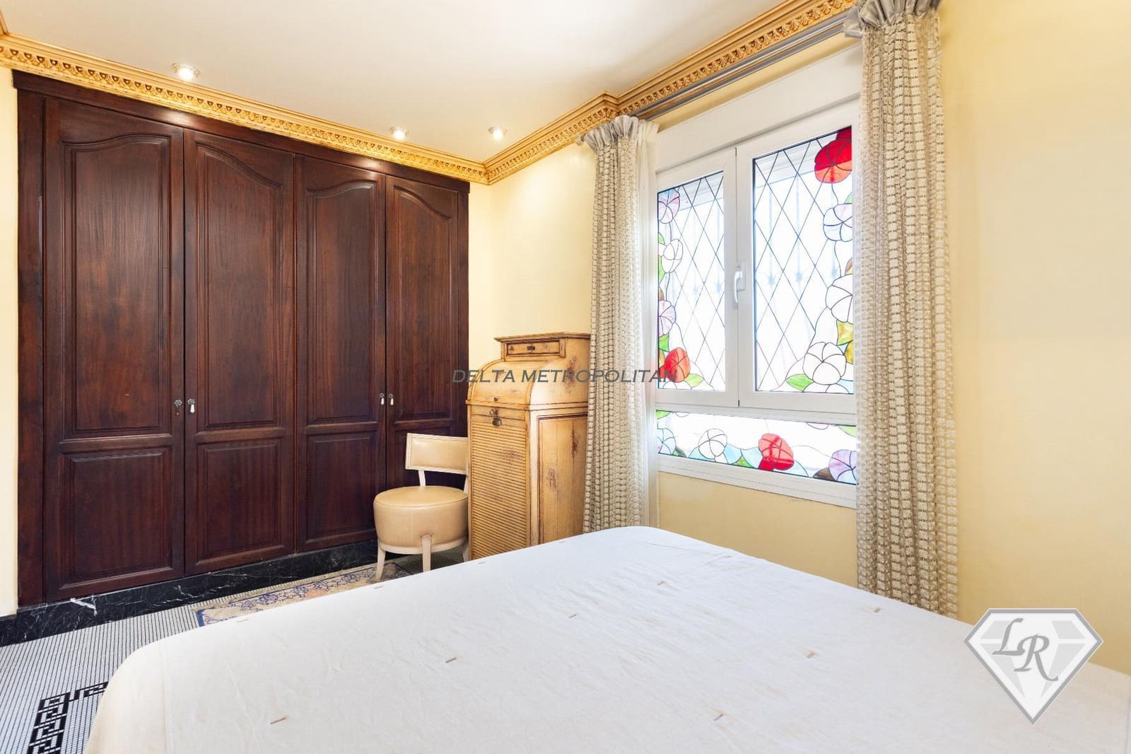 4 bedroom Villa for sale in Los Cristianos with pool garage - € 2,450,000 (Ref: 10008064)
