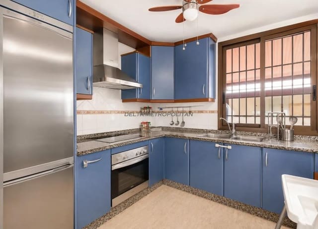 3 bedroom Townhouse for sale in Llano del Camello, San Miguel de Abona with pool garage - € 397,000 (Ref: 10024883)