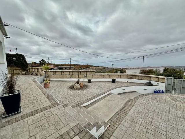 6 Zimmer Finca/Landgut zu verkaufen in Los Blanquitos, Granadilla de Abona - 650.000 € (Ref: 10026567)