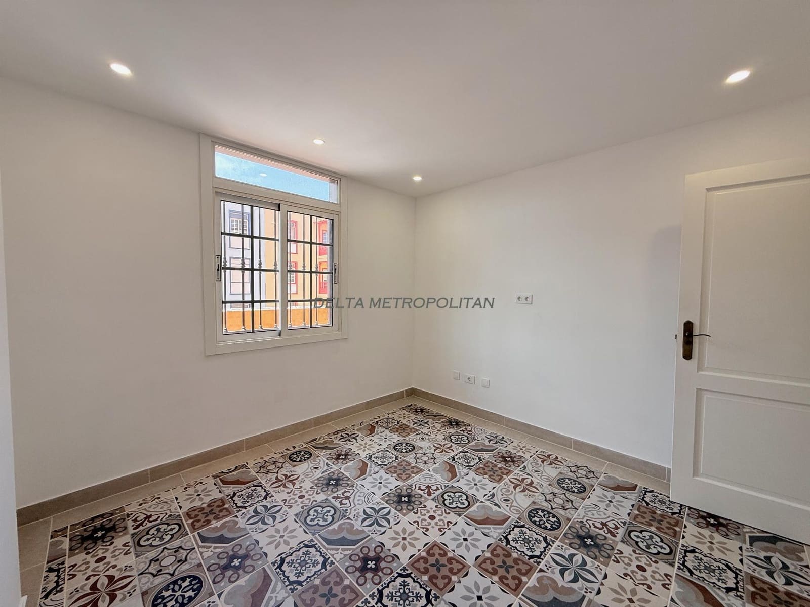2 slaapkamer Appartement te koop in Callao Salvaje met zwembad garage - € 399.999 (Ref: 10031227)