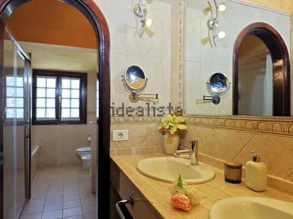 4 Zimmer Villa zu verkaufen in Golf del Sur mit Pool Garage - 465.000 € (Ref: 10077222)