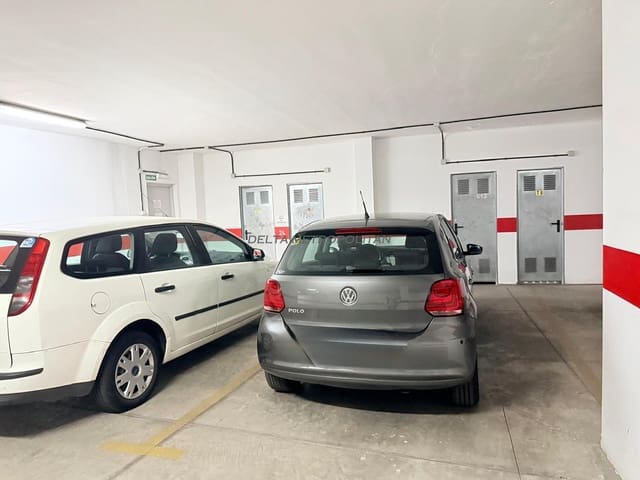 Garage til salg i Golf del Sur, San Miguel de Abona - € 21.500 (Ref: 10160603)