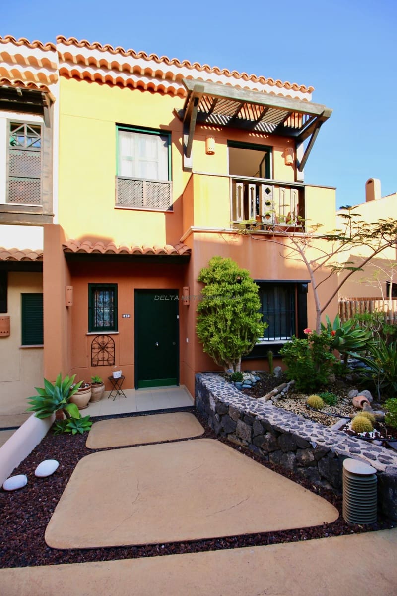 3 bedroom Villa for sale in Golf del Sur with pool garage - € 465,000 (Ref: 7303218)